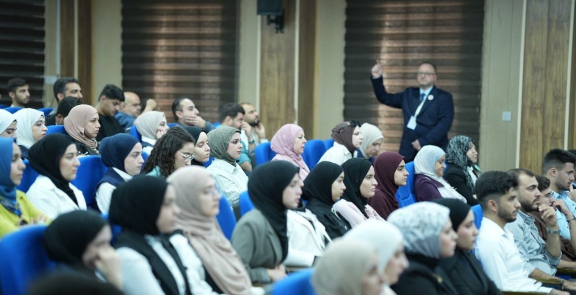 35d3fab7-1828-4d21-b1e7-7c7b079d82b5